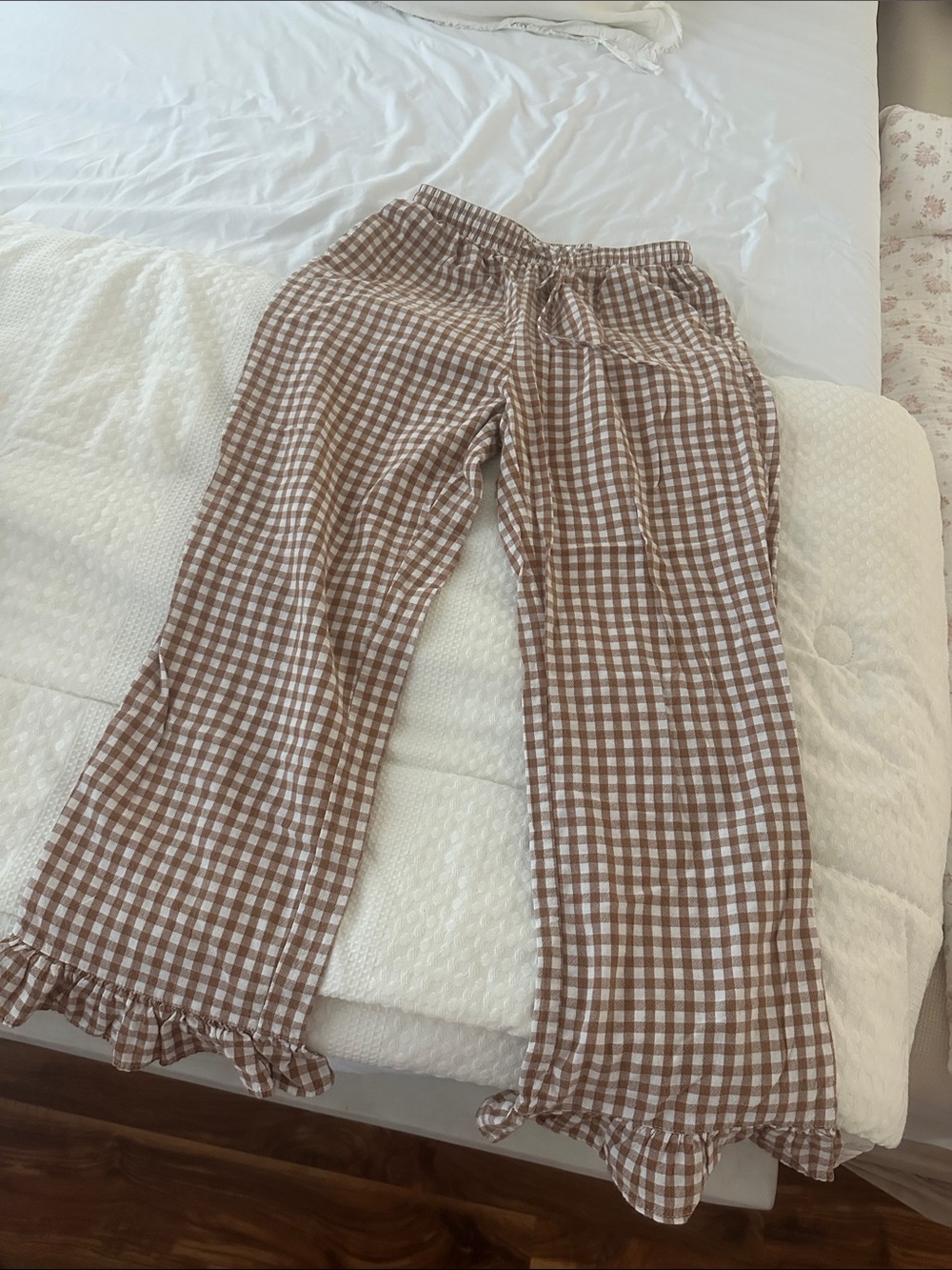 Women’s  Brown Gingham Ruffle Hem Drawstring Pants